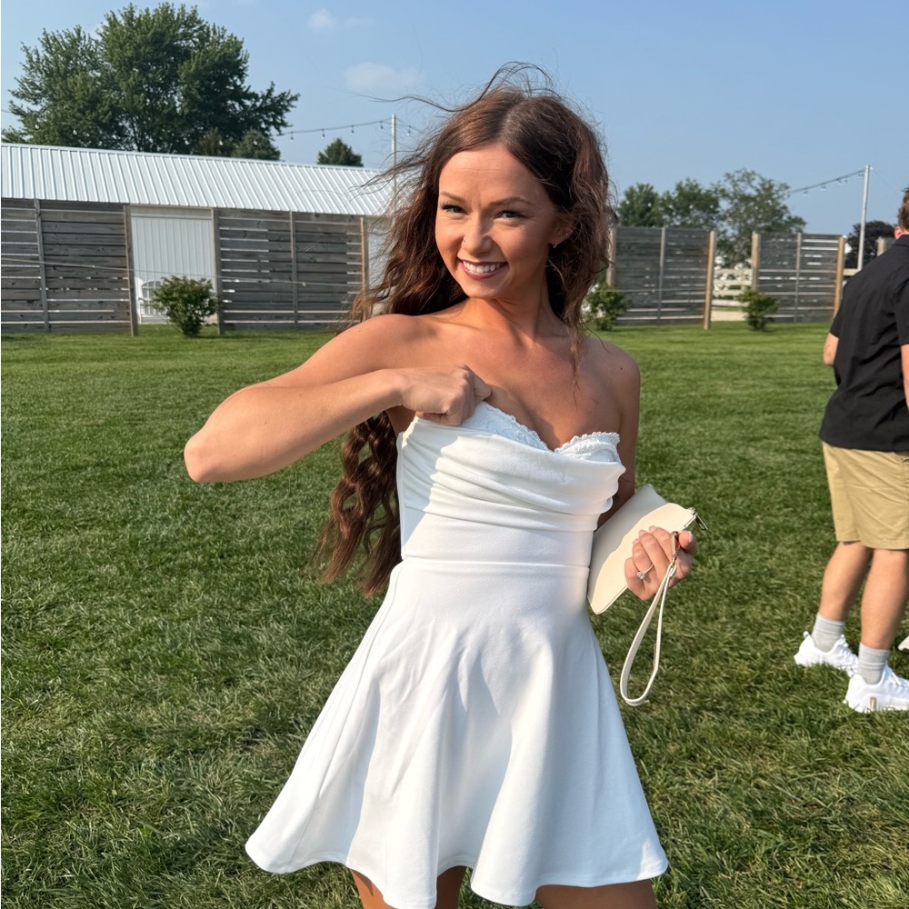Lucy in the Sky White Strapless Dress